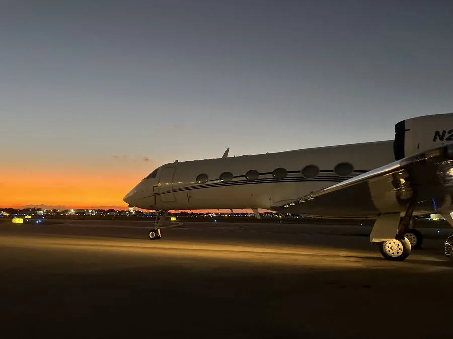 Private jet charter to Florida's smaller executive airports